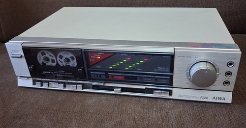 Aiwa f220 stereo cassette - aiwa,