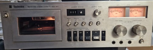 Technics stereo cassette deck